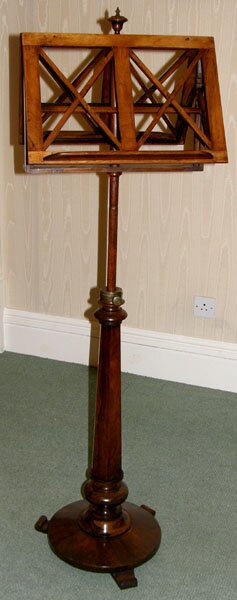 Duet Stand